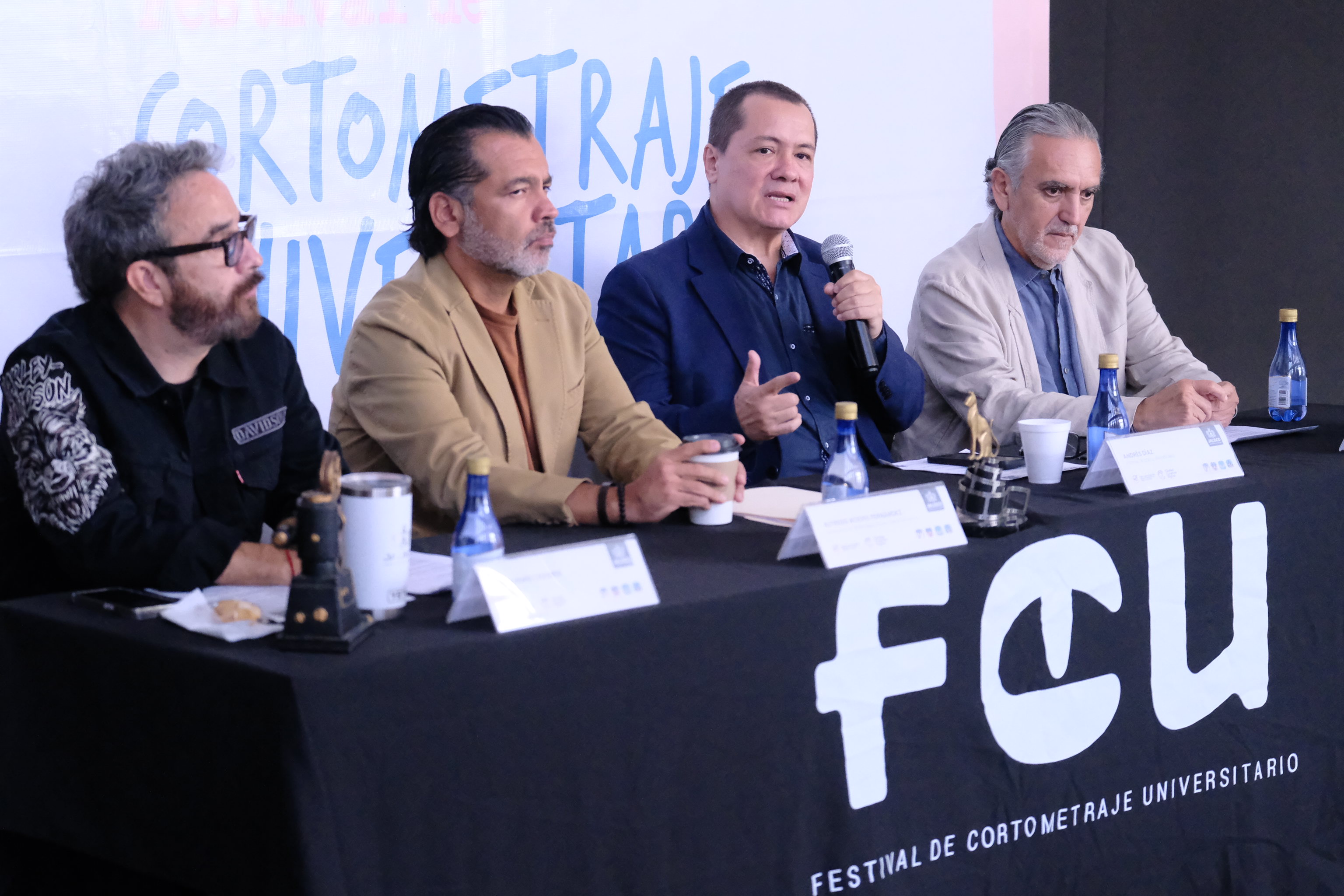 Logo en banner del centro cultural 1907